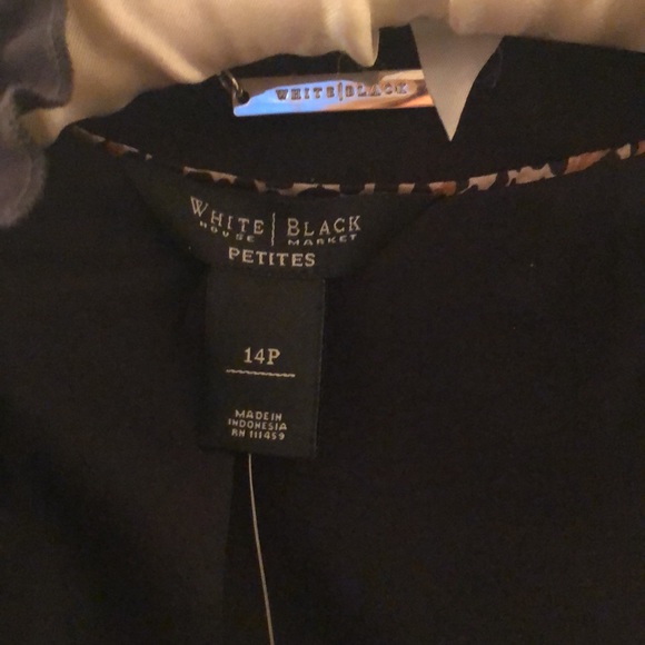 NWT White House Black Market. WHBM ruffled jacket size 14 Petite - Picture 2 of 5